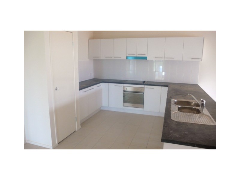 Unit 2 / 43 McKavanagh St, Caboolture QLD 4510