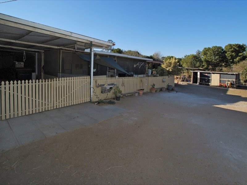 42A Desert Willow Way, Fitzgibbon QLD 4018