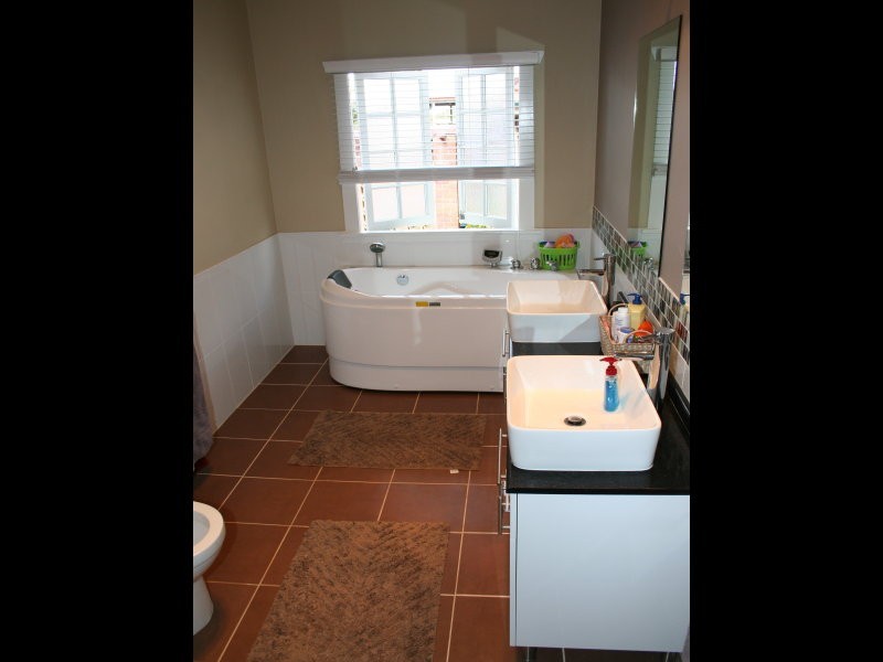 15 Harrow Street, Nundah QLD 4012