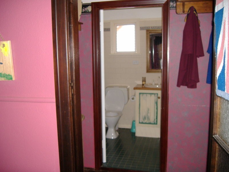 207 Rode Rd, Wavell Heights QLD 4012