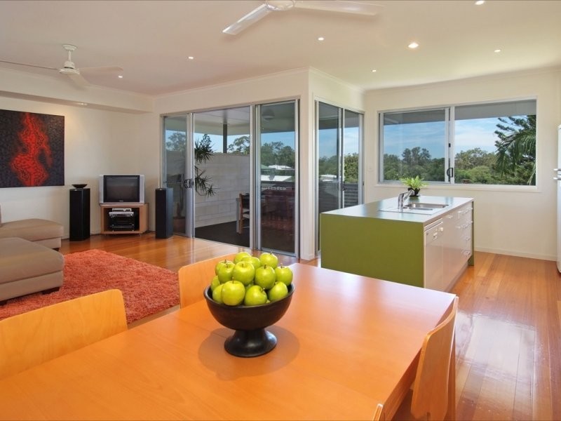 290 Buckland Road, Nundah QLD 4012