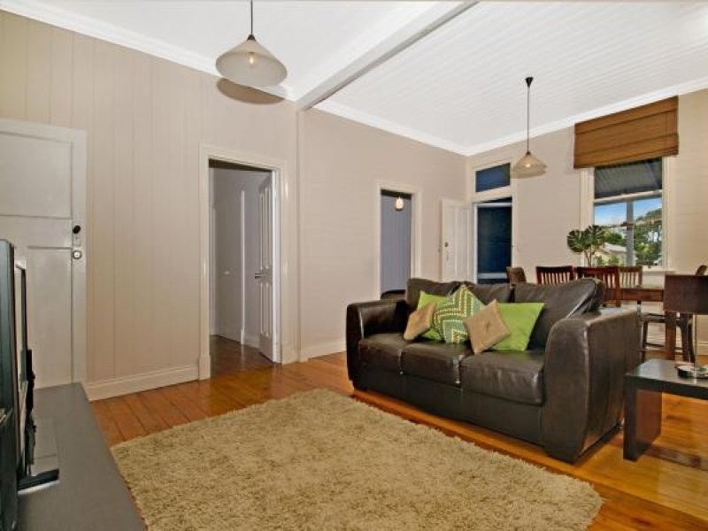 8 Rawson Street, Wooloowin QLD 4030