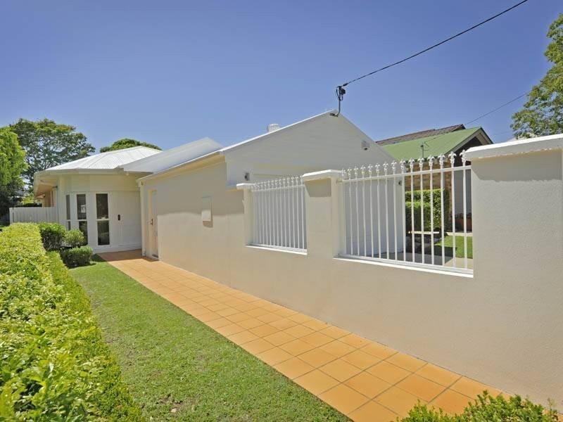 55 Pring Street, Hendra QLD 4011