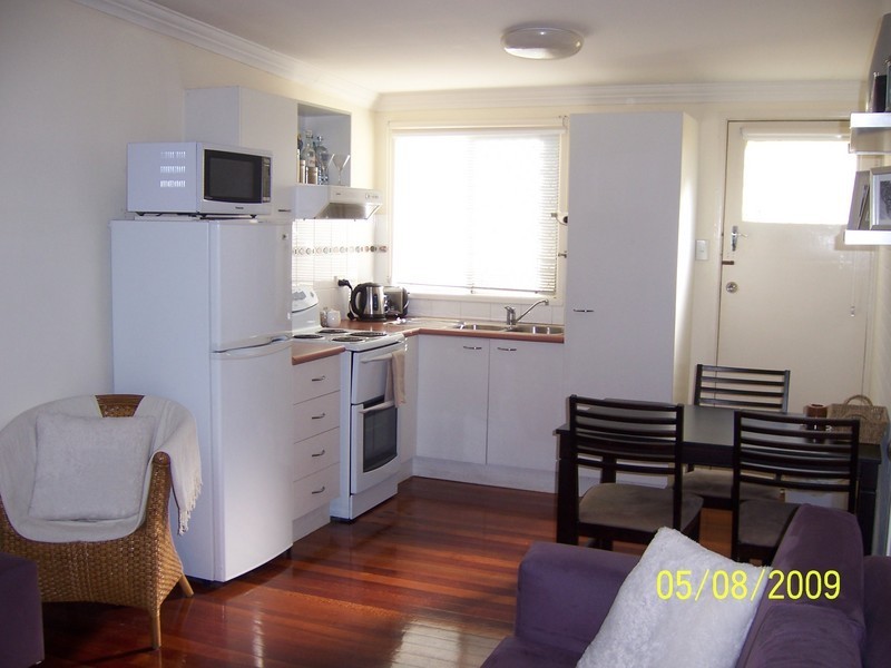 1/2 Clarence Road, Kedron QLD 4031