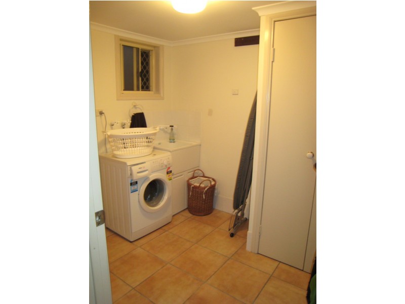 2/18 Hutchins Street, Kedron QLD 4031