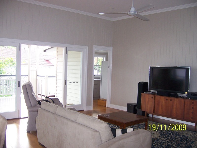 27 Adelaide Street, Clayfield QLD 4011