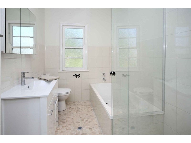 23 Woombye Street, Wooloowin QLD 4030