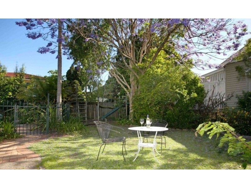 23 Woombye Street, Wooloowin QLD 4030