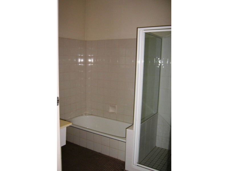 64 Pring Street, Hendra QLD 4011