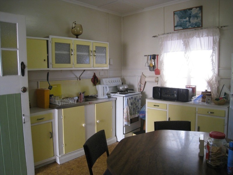 28 Main Avenue, Wavell Heights QLD 4012