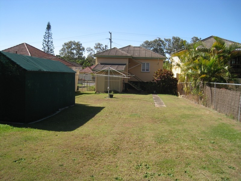 28 Main Avenue, Wavell Heights QLD 4012