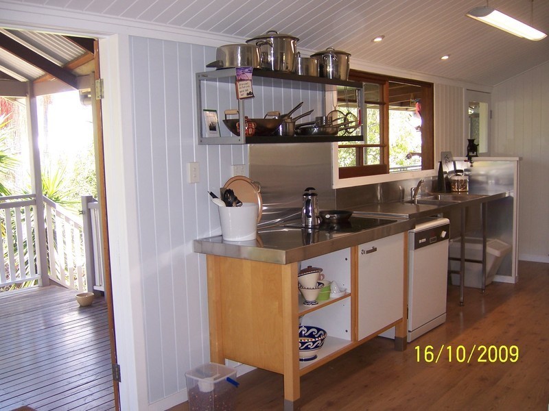 100 Lodge road, Wooloowin QLD 4030