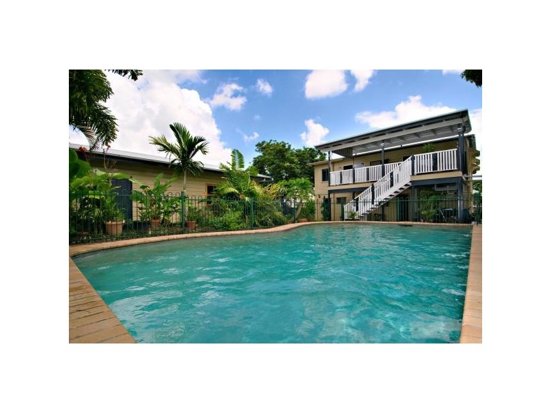 72 Henry Street, Wooloowin QLD 4030