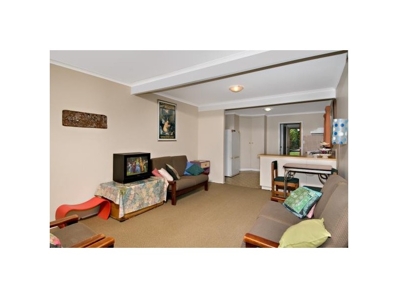 72 Henry Street, Wooloowin QLD 4030