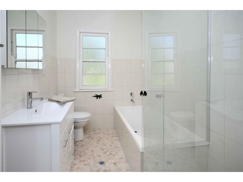 23 Woombye Street, Wooloowin QLD 4030