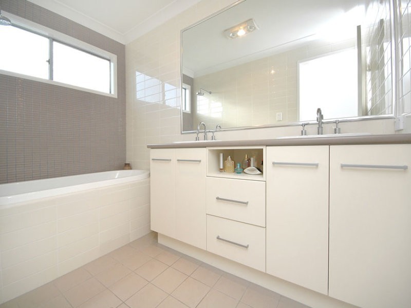 35 Lewis Street, Clayfield QLD 4011