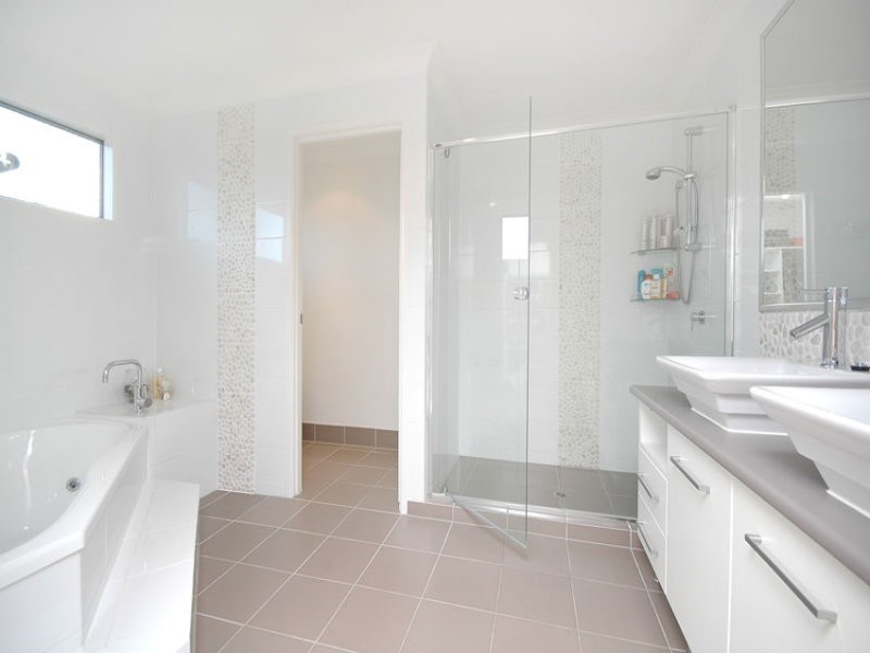 35 Lewis Street, Clayfield QLD 4011