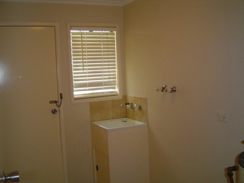 19 Rosebrook St, Kallangur QLD 4503