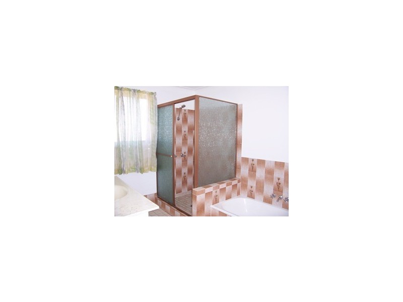 1195 Anzac Avenue, Kallangur QLD 4503