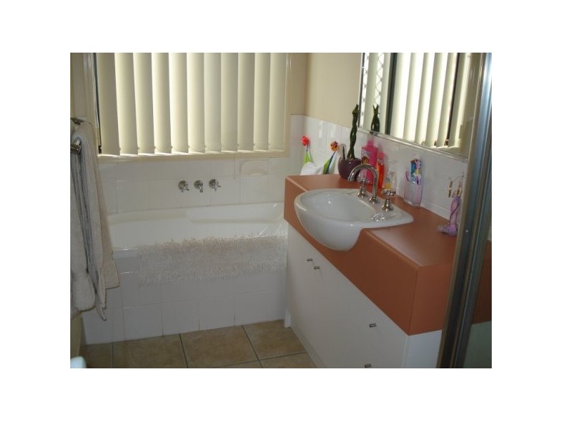 2 Dumaresq Crescent, Murrumba Downs QLD 4503