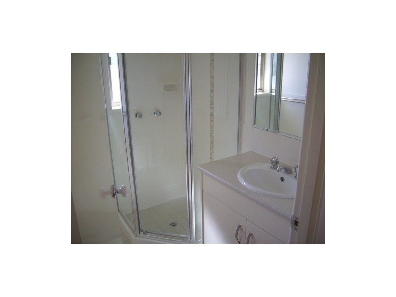 1/60-64 Glenmore Street, Kallangur QLD 4503