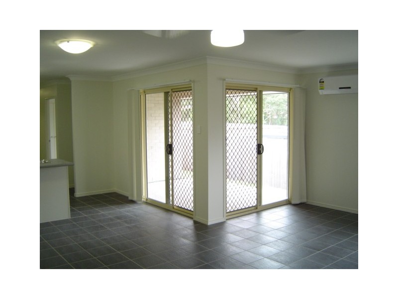 Unit 1, 29 Burns Parade, Kallangur QLD 4503
