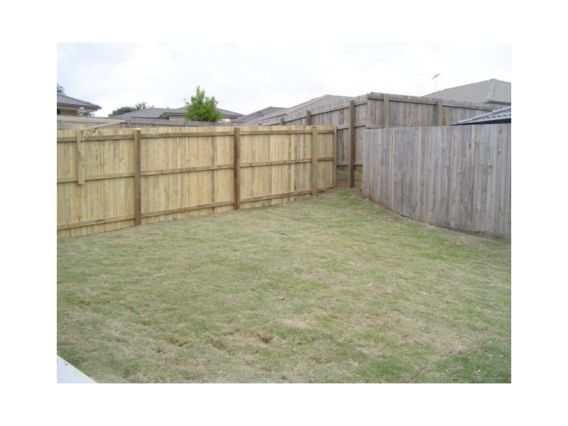 Unit 1, 29 Burns Parade, Kallangur QLD 4503