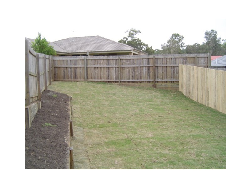 Unit 2, 29 Burns Parade, Kallangur QLD 4503