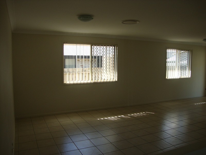 9 Denson Street, Morayfield QLD 4506