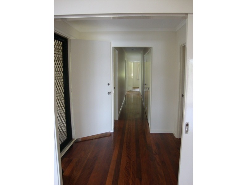 19 Connors St, Petrie QLD 4502