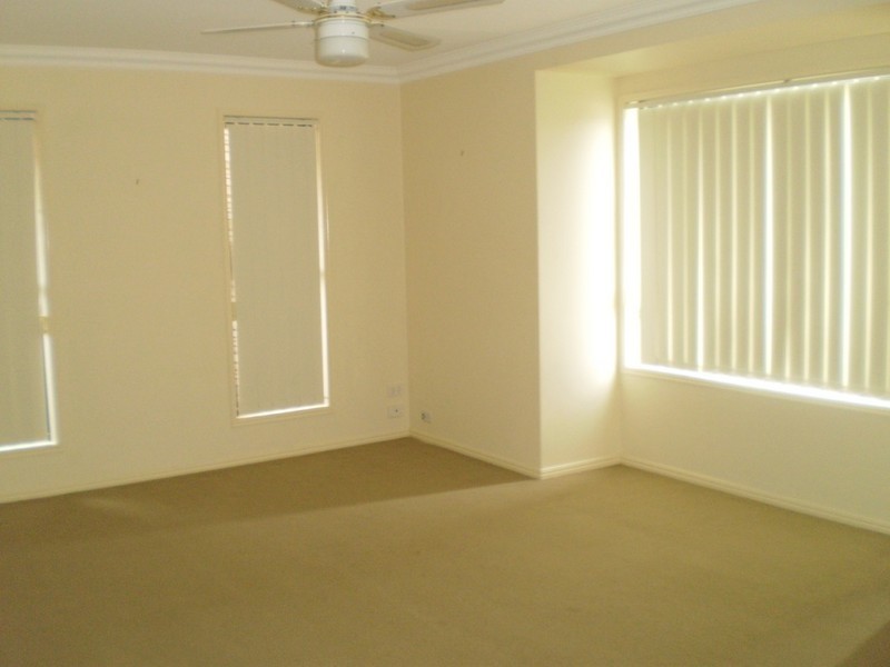 11 Barwon Street, Murrumba Downs QLD 4503