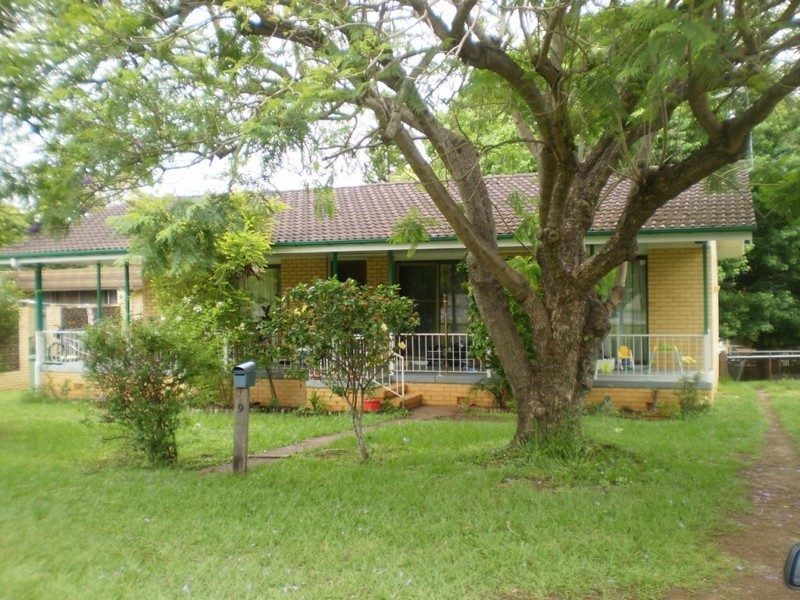 9 Narangba Road, Kallangur QLD 4503