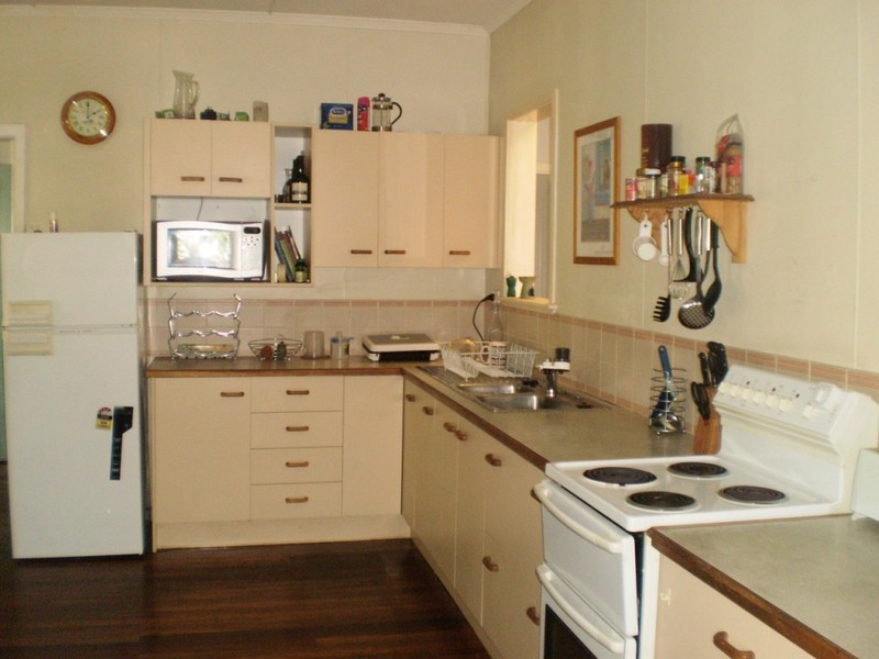 212 School Road, Kallangur QLD 4503