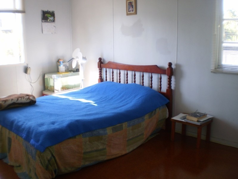 212 School Road, Kallangur QLD 4503