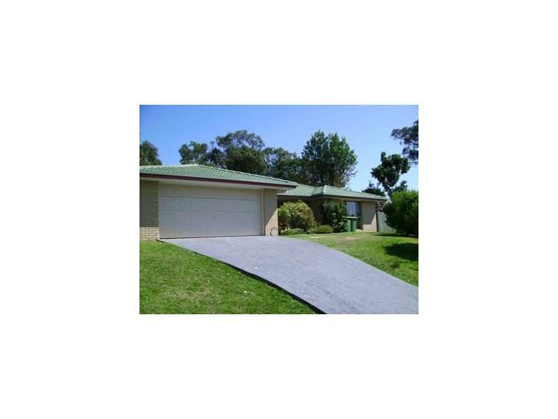 14 Emperor Court, Kallangur QLD 4503