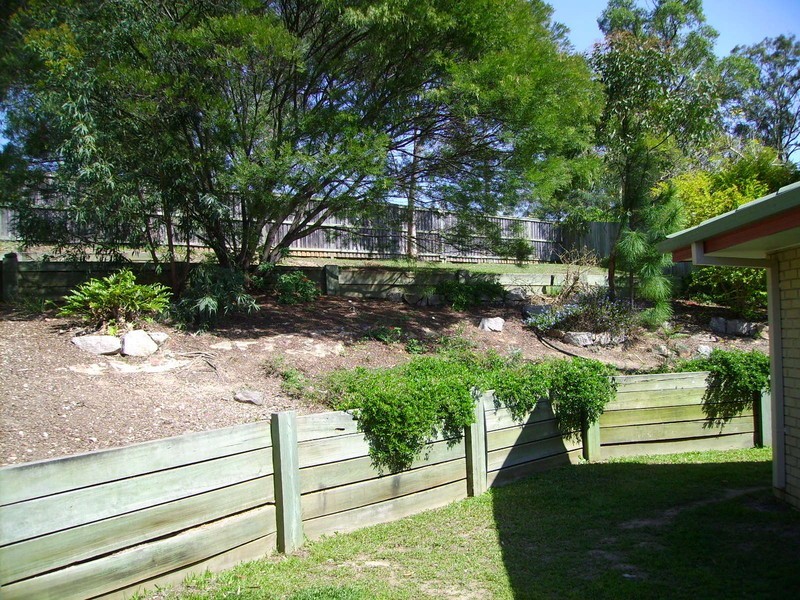 14 Emperor Court, Kallangur QLD 4503