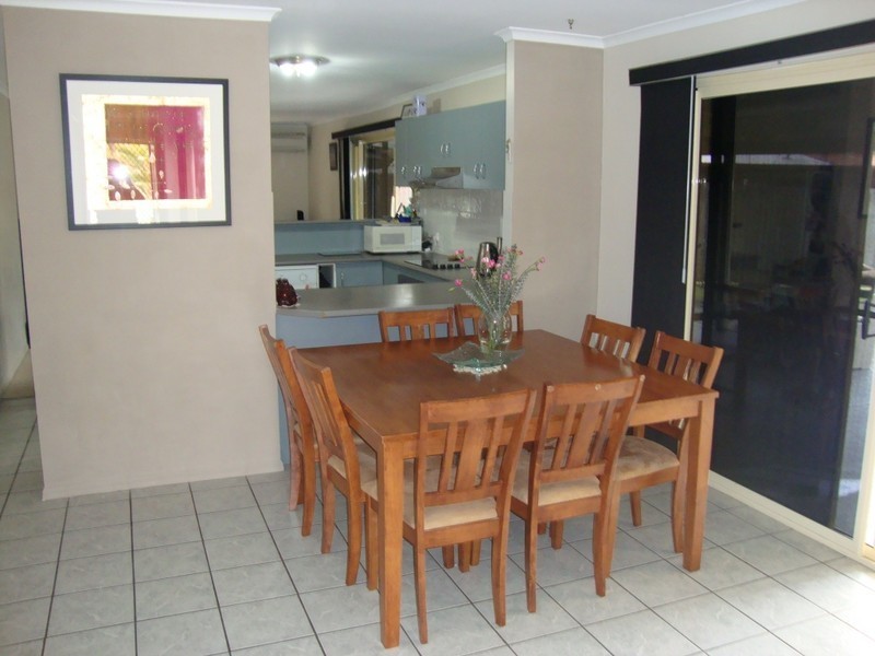 5 Scott Court, Kallangur QLD 4503