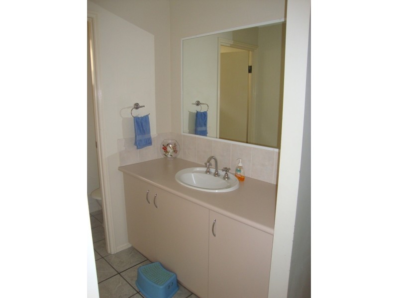 5 Scott Court, Kallangur QLD 4503