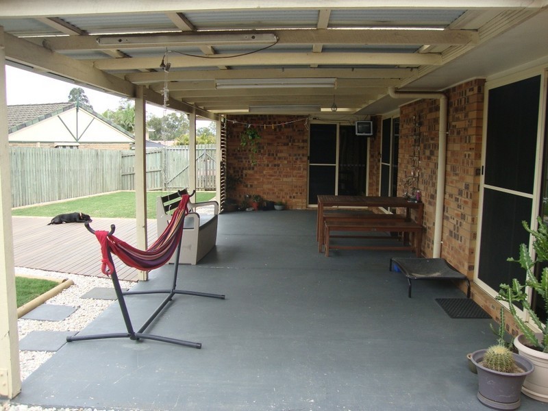 5 Scott Court, Kallangur QLD 4503