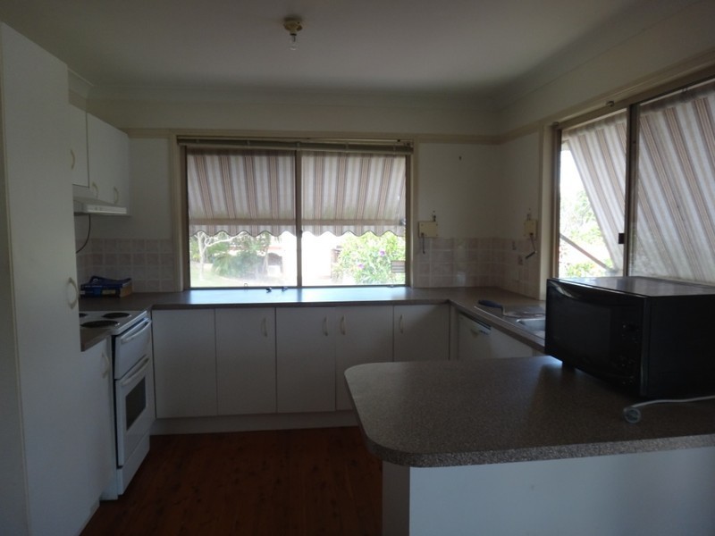 2 Stuart Court, Kallangur QLD 4503