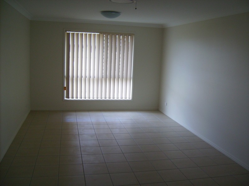 5 Wakeham Street, Kallangur QLD 4503