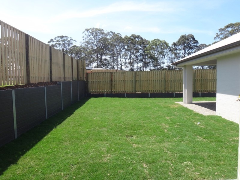 9 Fairywren Circuit, Dakabin QLD 4503