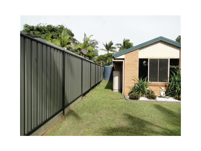 8 Claremont Drv, Murrumba Downs QLD 4503