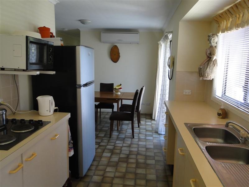 1 Carla Ct, Kallangur QLD 4503