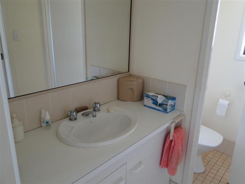 1 Carla Ct, Kallangur QLD 4503