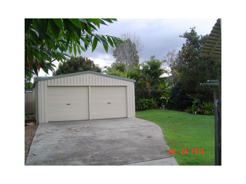 1 Andrew St, Kallangur QLD 4503