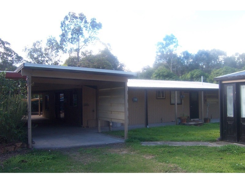 68 Priests Rd, Deception Bay QLD 4508