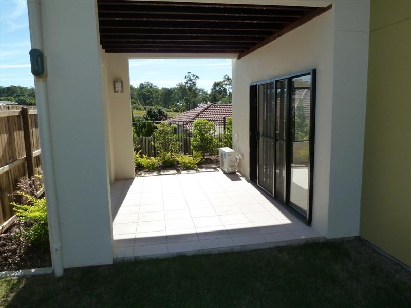 13 / 3 Swordgrass Ct, Kallangur QLD 4503