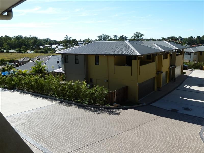 20 / 3 Swordgrass Ct, Kallangur QLD 4503