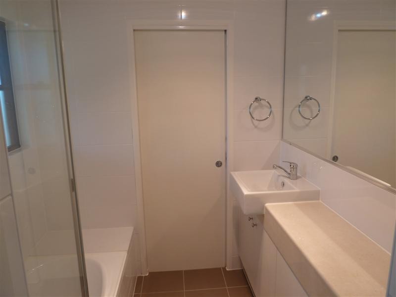 20 / 3 Swordgrass Ct, Kallangur QLD 4503